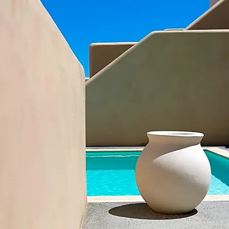 Voreina Gallery Hotel 4*