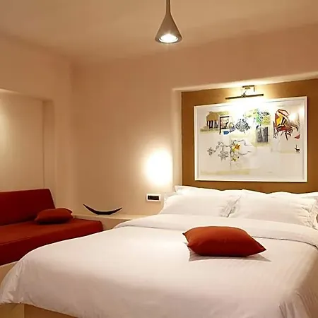 Voreina Gallery Hotel Santorini Island