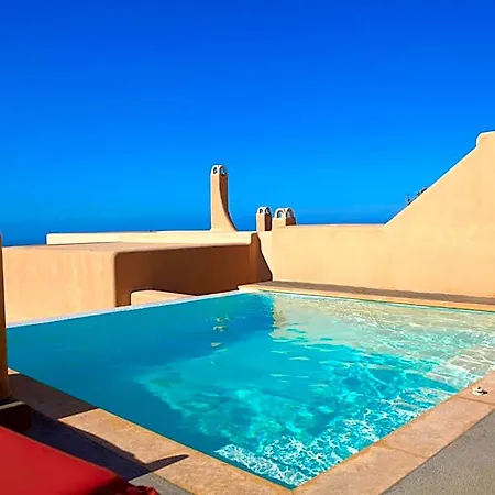 Voreina Gallery Hotel Santorini Island