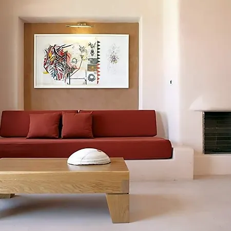 Voreina Gallery 4*