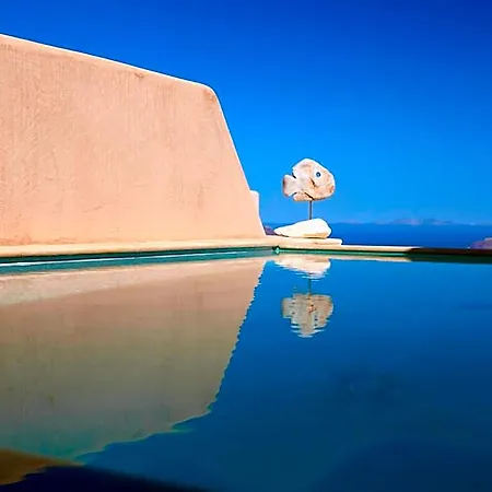 Voreina Gallery Hotel 4*